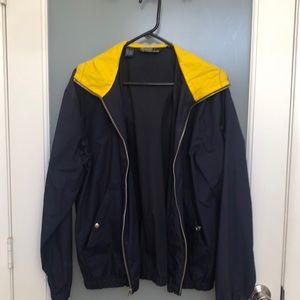 Polo Ralph Lauren.
